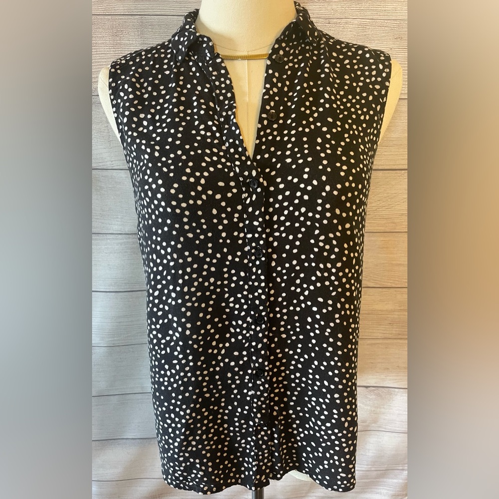 H&M DIVIDED Black and White Polka Dot Sleeveless high-low Tunic Top Size 4